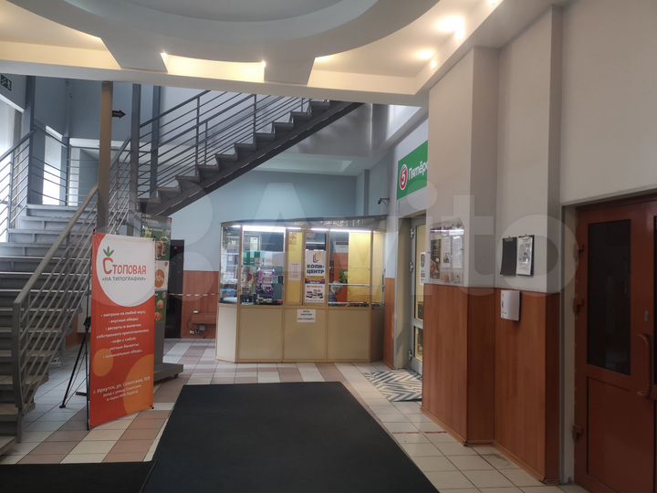 Офисы, Открытые площади 1500 м²