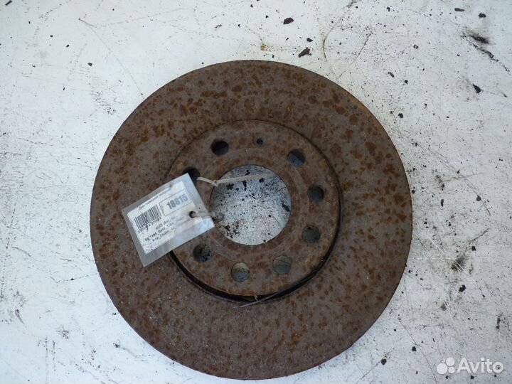 Тормозной диск передний Ауди А4 1995г 1.6л 74кВт