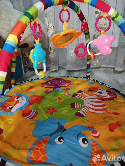 Развивающий коврик с дугами