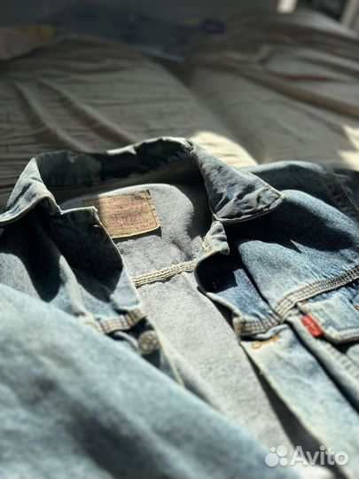 Джинсовая куртка Levi's