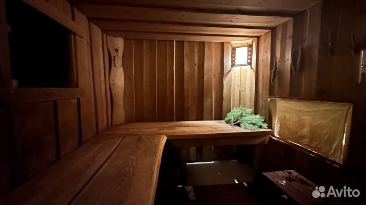 Русские бани на дровах в сосновом бору