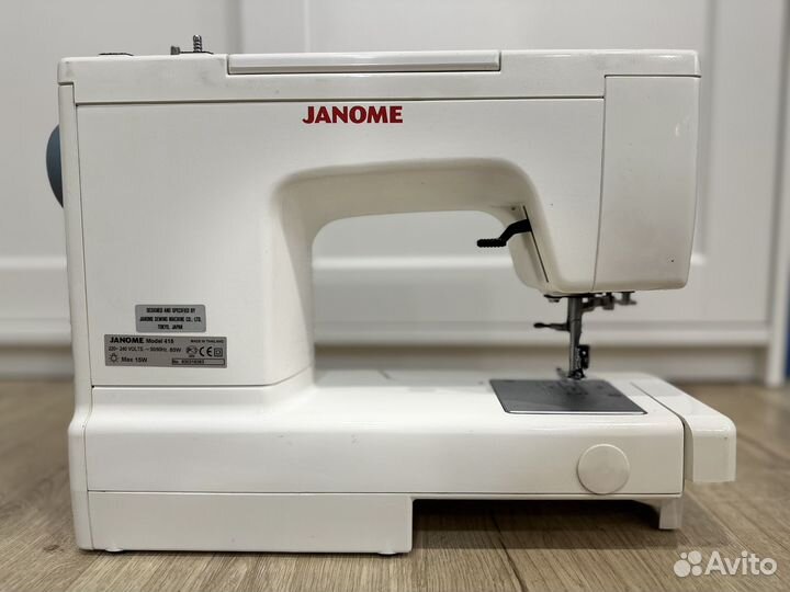 Швейная машина Janome 415