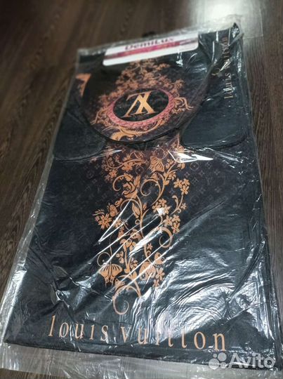 Коврики для ванной и туалета