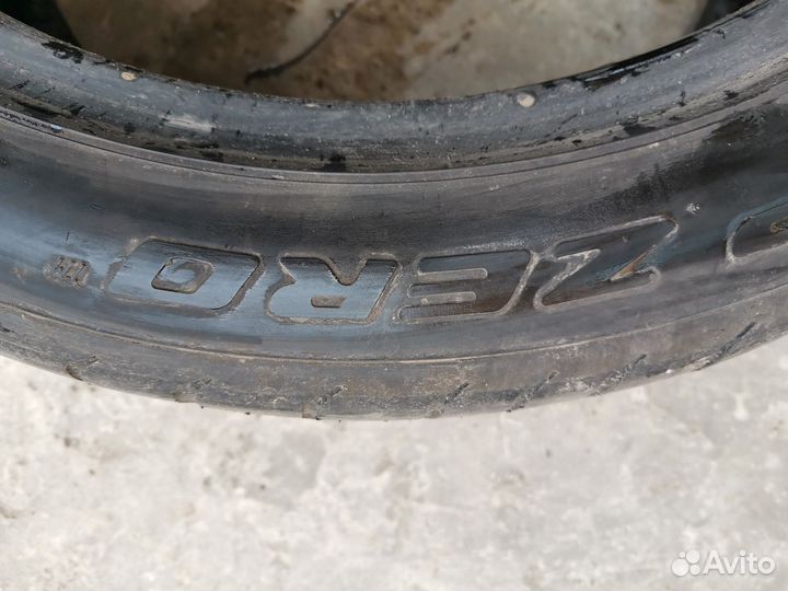 Pirelli P Zero 275/40 R19