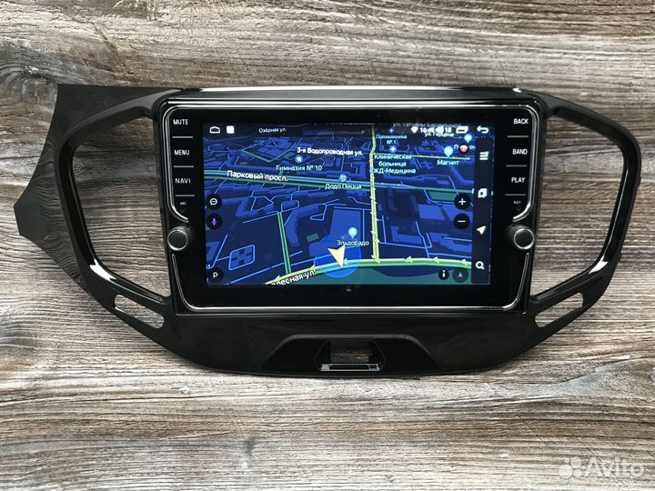 Магнитола Mekede K200S на LADA Vesta