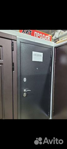 Дверь входная металлическая новая