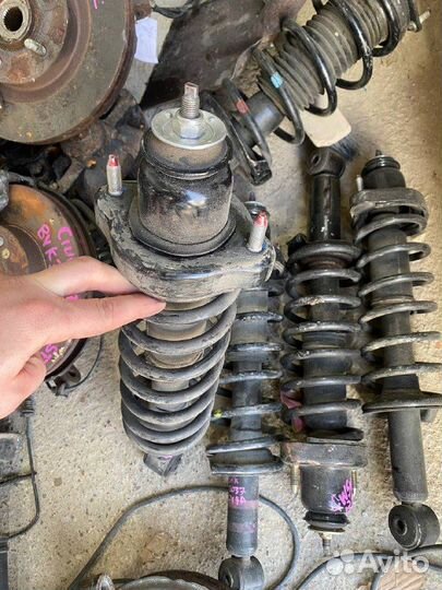 Задние стойки Mitsubishi Lancer 10