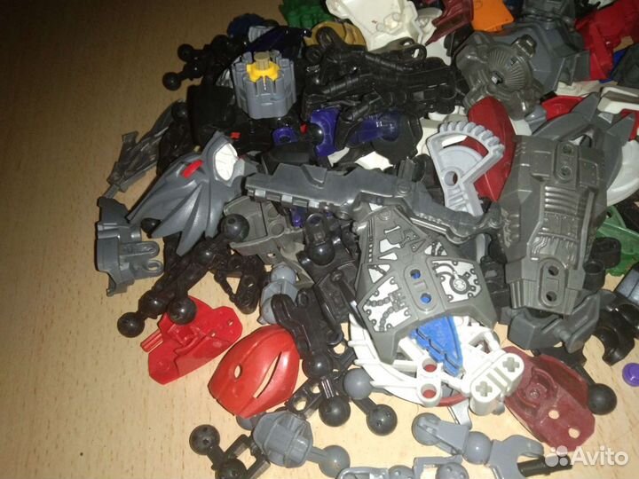 Лего Бионикл, 1 кг