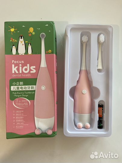 Электрическая зубная щетка от 3х лет