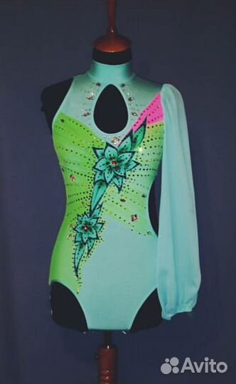 Пошив купальников и костюмов для танцев