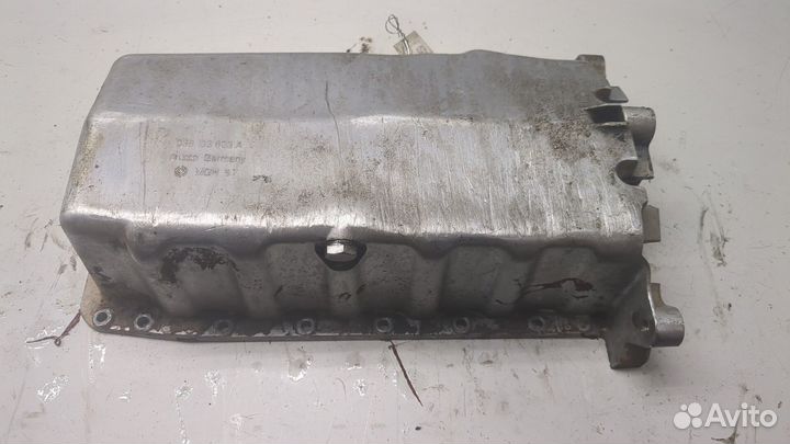 Поддон Volkswagen Golf 4, 2000