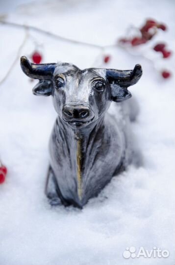 Статуэтка Бык