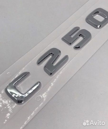 Надпись шильдик C250 для Mercedes