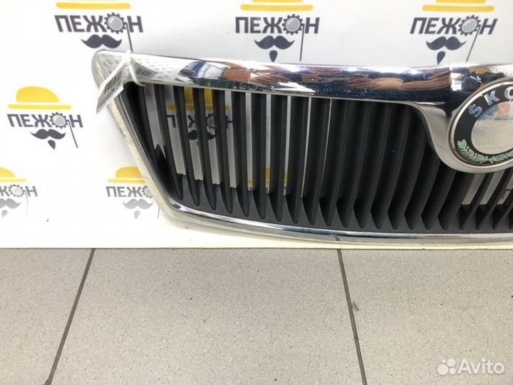 Решетка радиатора Skoda Octavia A5