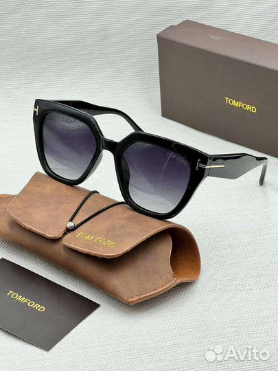 Солнцезащитные очки