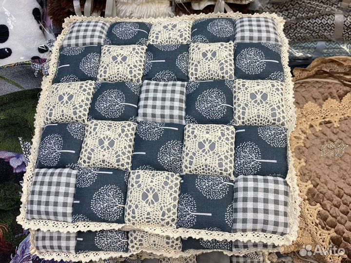 Сидушки на стулья