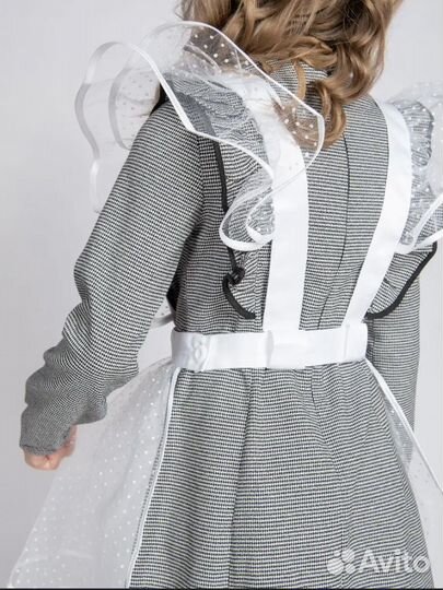 Платье и фартук для выпускного