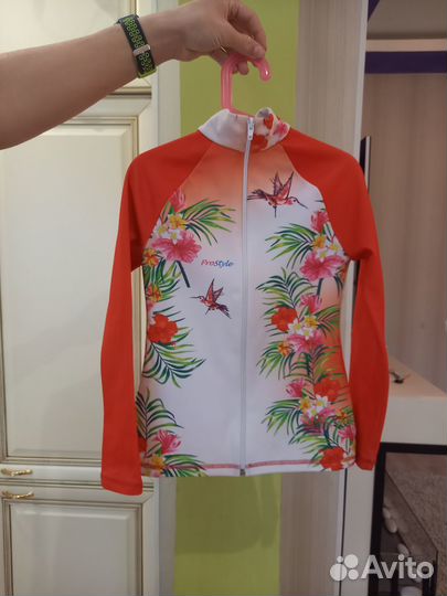 Костюм для тренировок