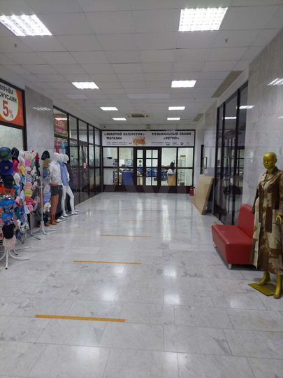 Торговая площадь, 62 м²