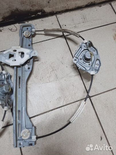 Стеклоподъемники на Citroen C-Elysee