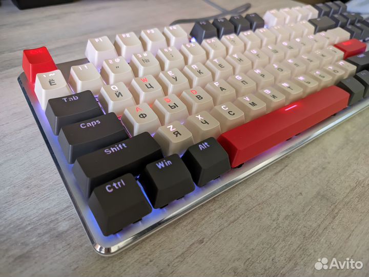 Игровая механическая клавиатура