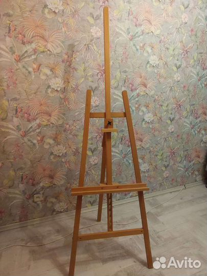 Мольберт художественный