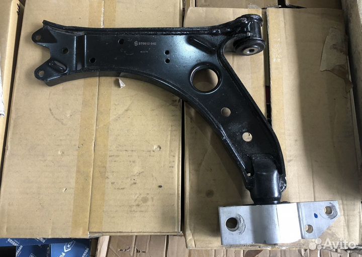 Рычаг передний RH Audi/Seat/Skoda/Volkswagen