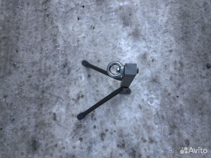 Кронштейн для боксерского мешка