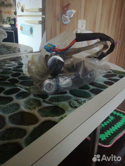 Замок зажигания peugeot