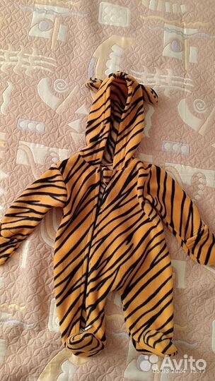 Продам комбенизоны демисезонные до 3 мес