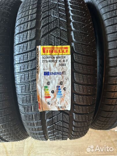 Pirelli Scorpion Winter 315/35 R22 и 275/40 R22 111V