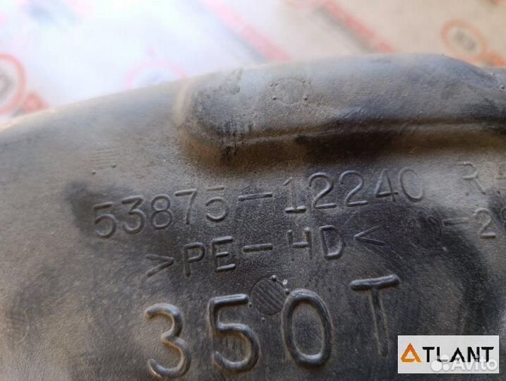 Подкрылок передний правый toyota corolla