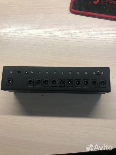 Блок питания для гитарных педалей