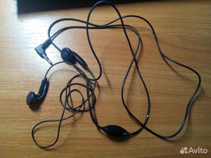 Наушники