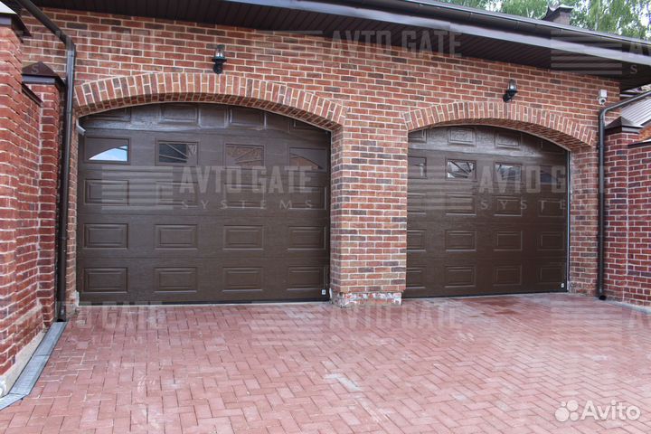 Секционные ворота