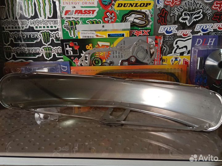 Переднее крыло на мопед