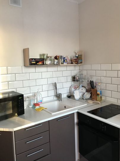 2-к. квартира, 43 м², 3/5 эт.