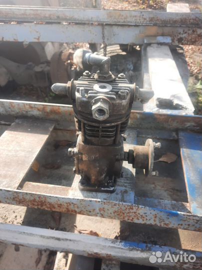 Компрессор газ