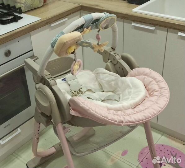 Продам стульчик для кормления chicco