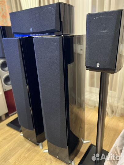 Акустические колонки Yamaha