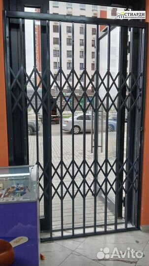 Решетка металлическая на двери