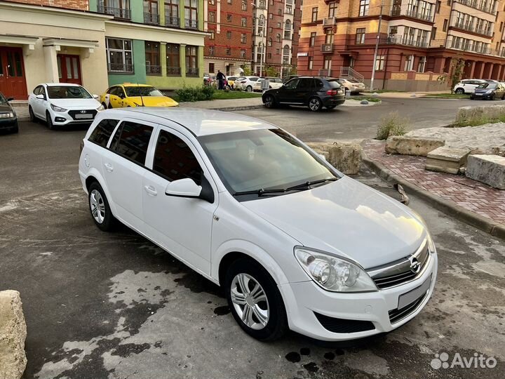Opel Astra 1.3 МТ, 2010, 389 000 км