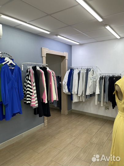 Продам готовый бизнес магазин одежды