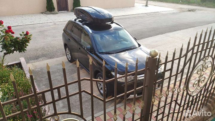 Багажник бокс Thule