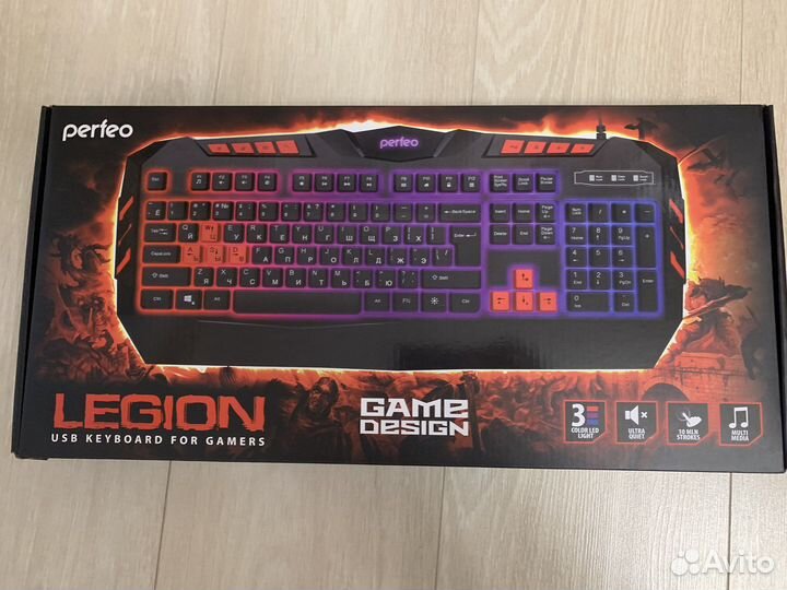 Игровая клавиатура и мышь