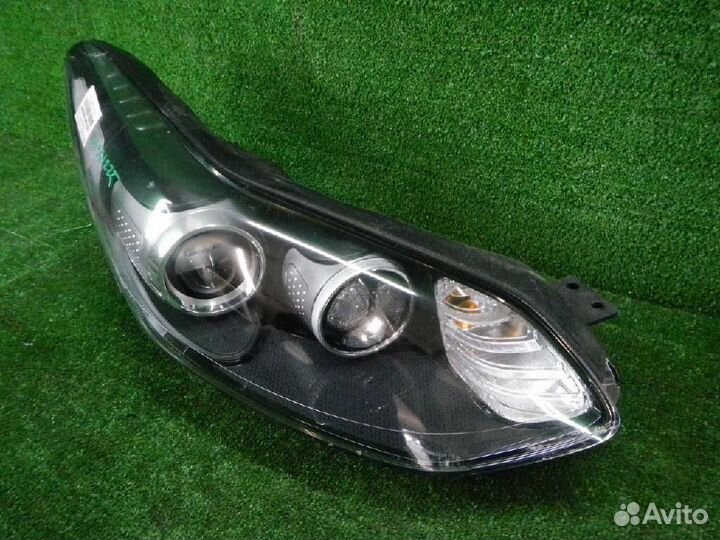 Фара правая Kia Sportage