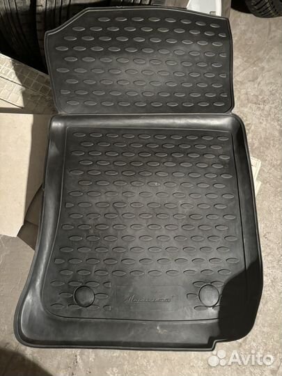 Коврики резиновые бу на бмв X1 E84