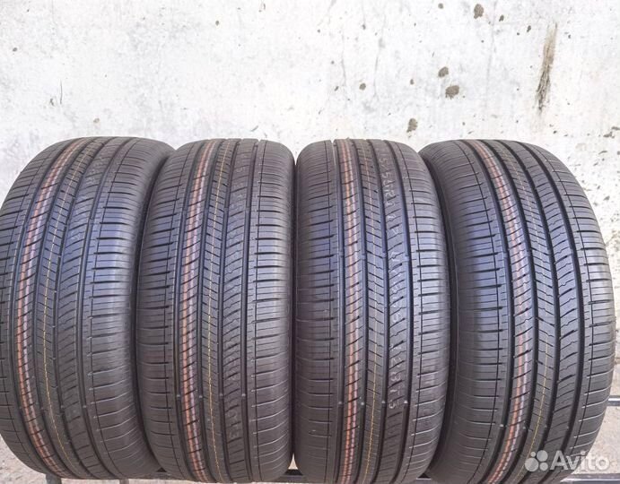 Nexen N'Priz 4S 215/55 R17 94V