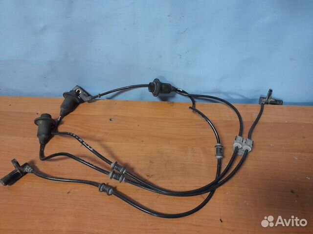 Датчик абс Mercedes w 220 S Klass