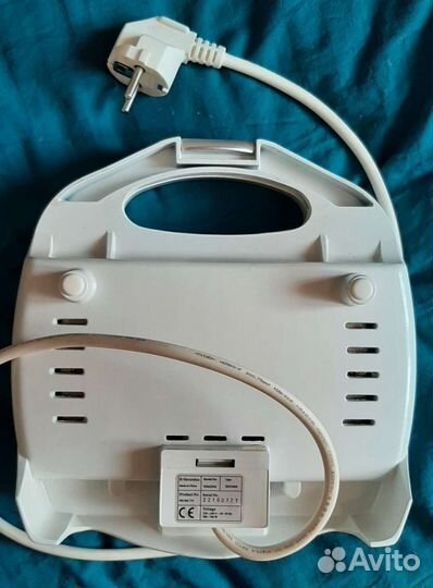 Тостер- бутербродница Electrolux